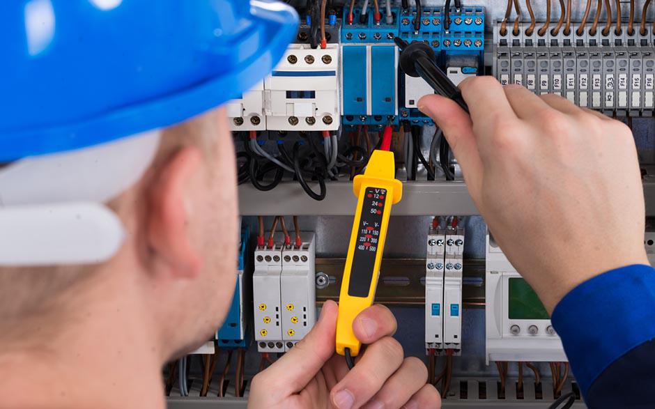 cherche électricien Les Pavillons-sous-Bois